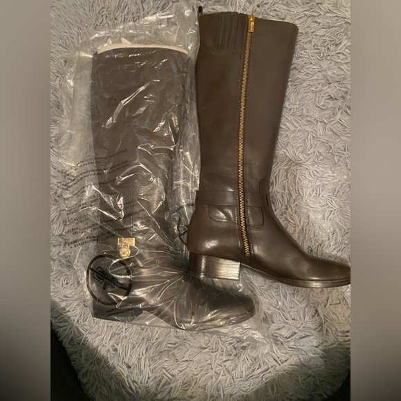 Michael Kors Leather Boots - Picture 4 of 6